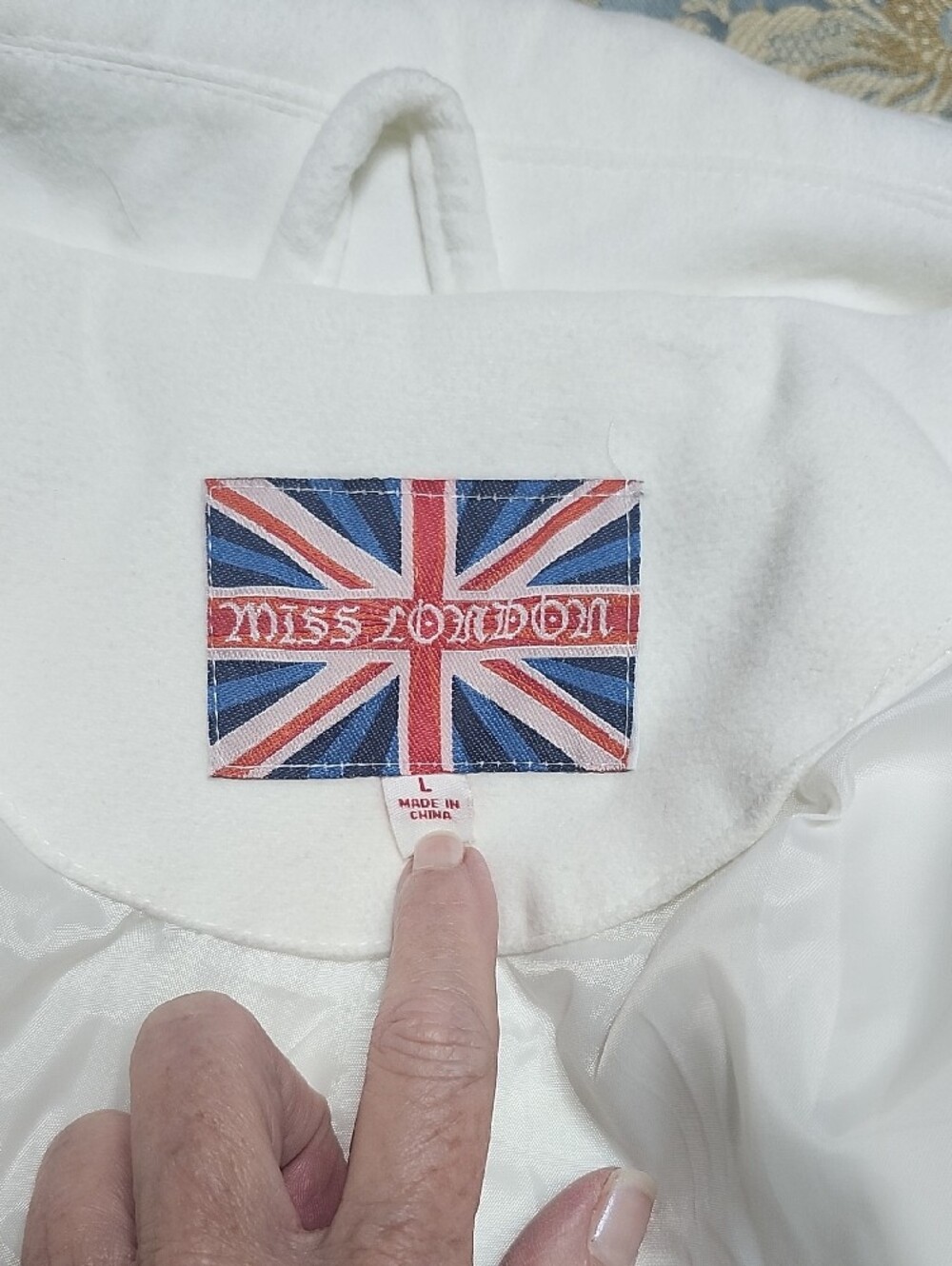 Miss London White Ruffle-Collar Double-Breasted Wool Blend Coat - Picture 4 of 11
